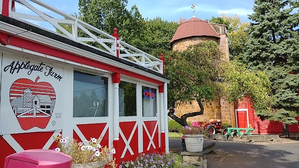 Applegate Farm 1