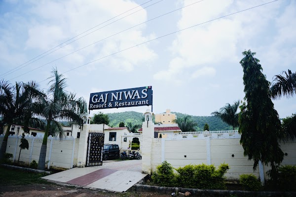 Gaj Niwas Resort and Restaurant