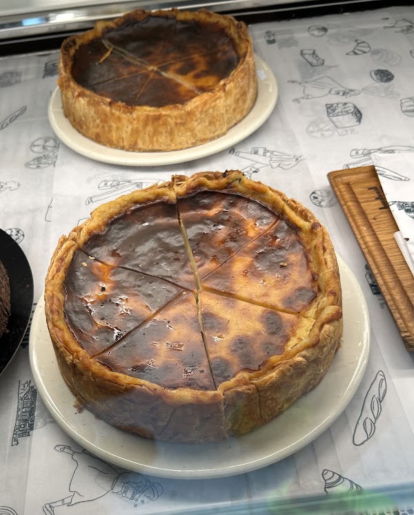 Leonie Bakery 3