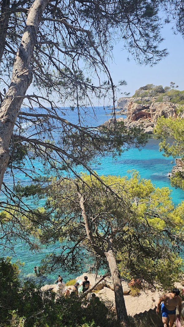 Caló del Moro 2