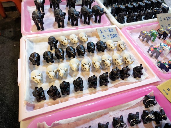 Chiang Rai Night Bazaar 4