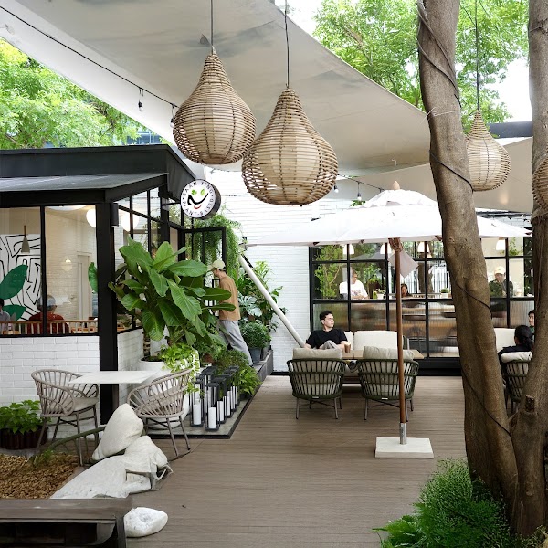 Baan Ying Plant-Based - Thai Vegan All Day Dining & Wine Bar