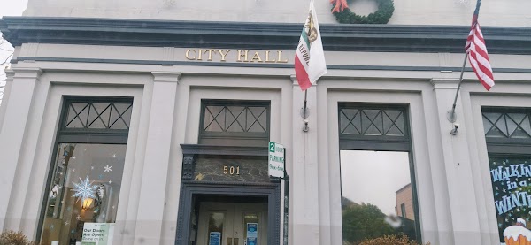 Half Moon Bay City Hall 5