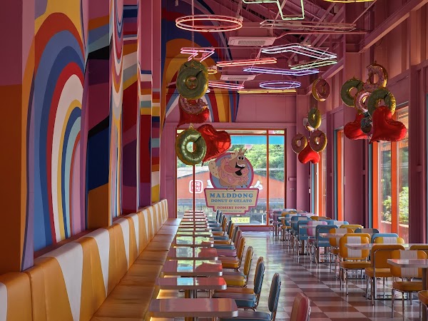 Malddong Doughnut Dessert Town 2