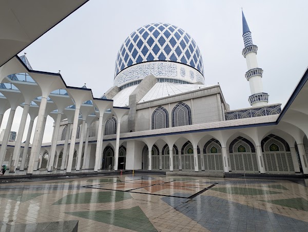 Sultan Salahuddin Abdul Aziz Shah Mosque 5