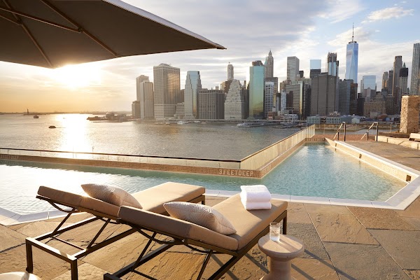 1 Hotel Brooklyn Bridge 4