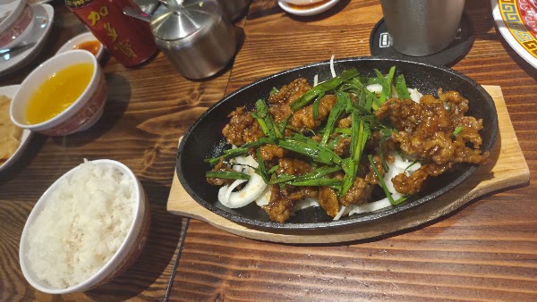 Mayflower American Chinese Restaurant 4