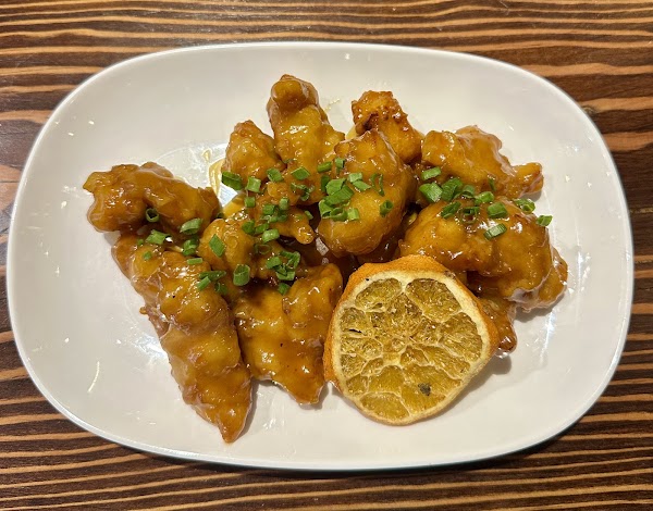 Mayflower American Chinese Restaurant 3