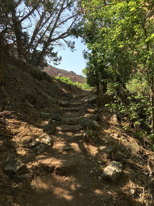 Jones Hole 4