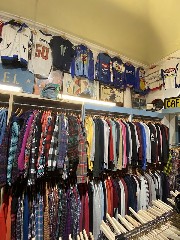 Dolce Vita Vintage Store 2