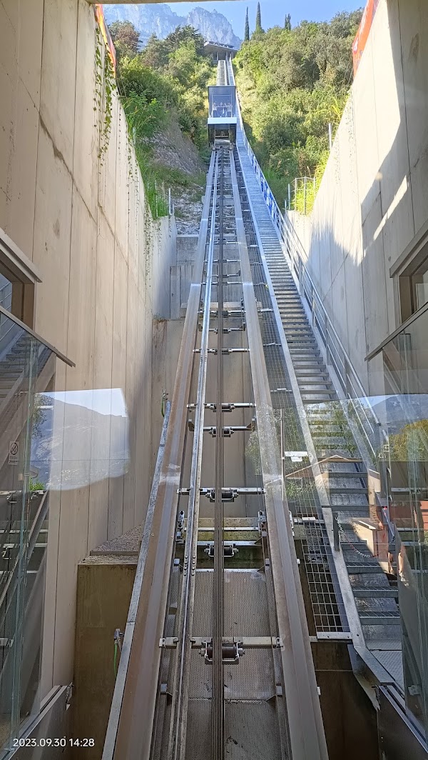 Bastione scenic lift 2