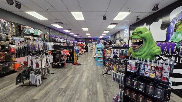 Evil Izzy's Haunted Emporium 5