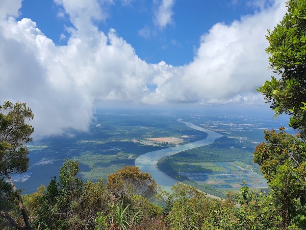 Mount Santubong 4