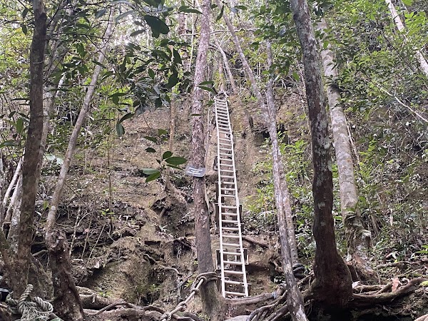 Mount Santubong 3