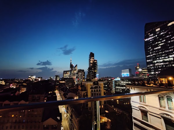 Radio Rooftop Bar 4