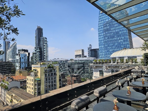 Radio Rooftop Bar 3