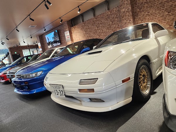 Mr. Hiro Car Studio 2