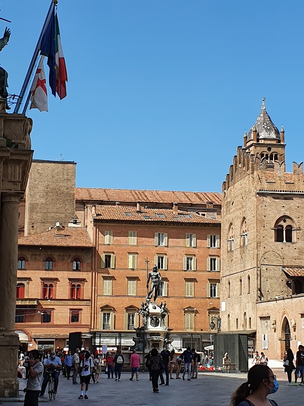 Piazza Maggiore 3
