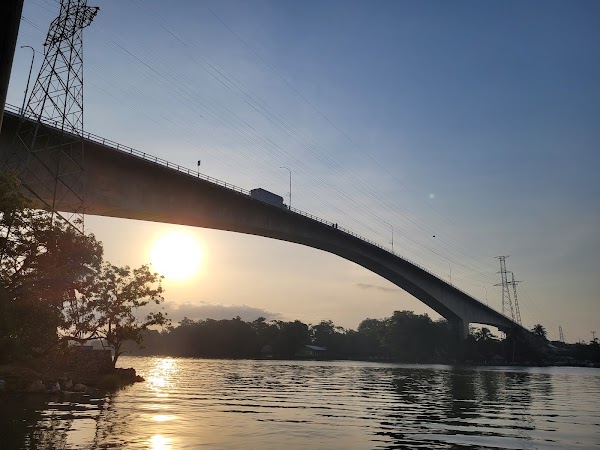 Puente de Río Dulce