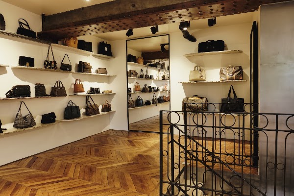 THE ROOM - Vintage Shop 5