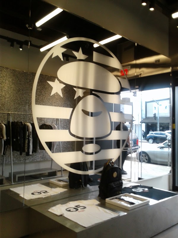 AAPE STORE LOS ANGELES 4