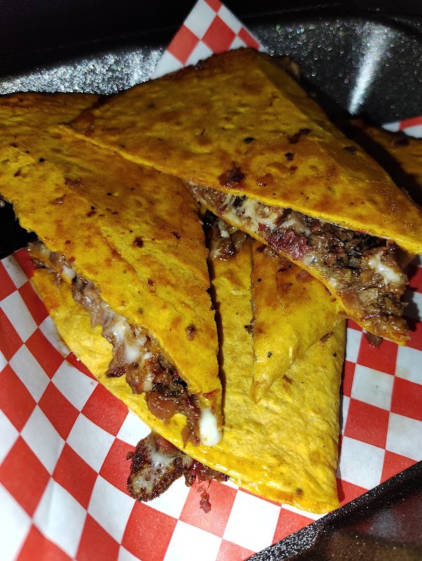 Smokey Black’s BBQ 3