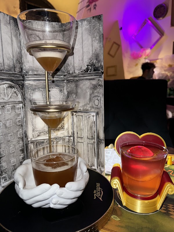 Alenka Cocktail bar Prague 4