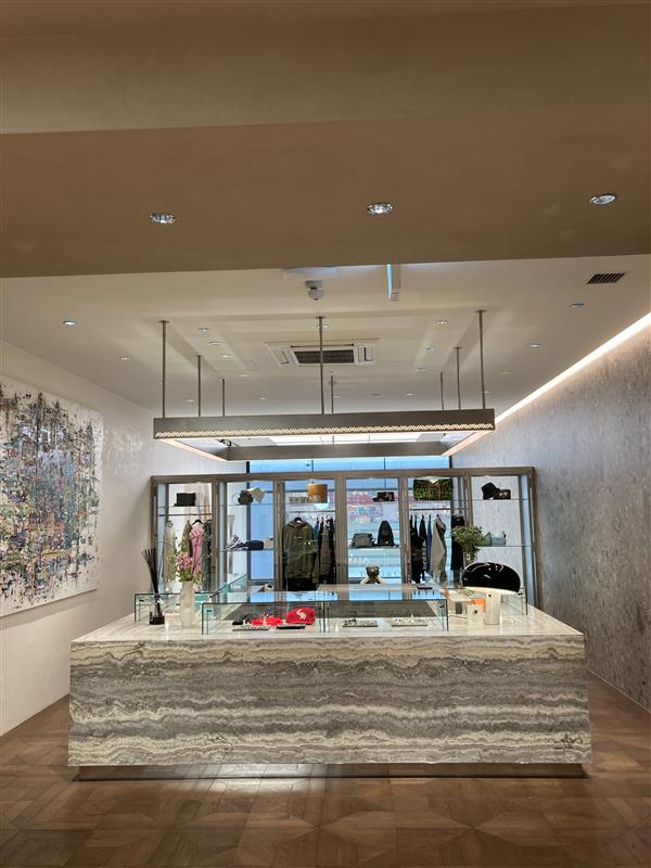ALLU Sinsaibashi store 3