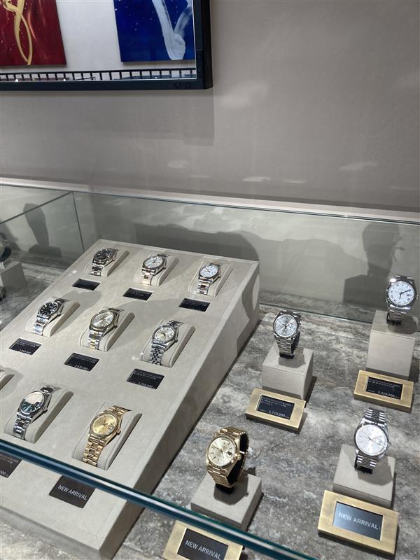 ALLU Sinsaibashi store 2
