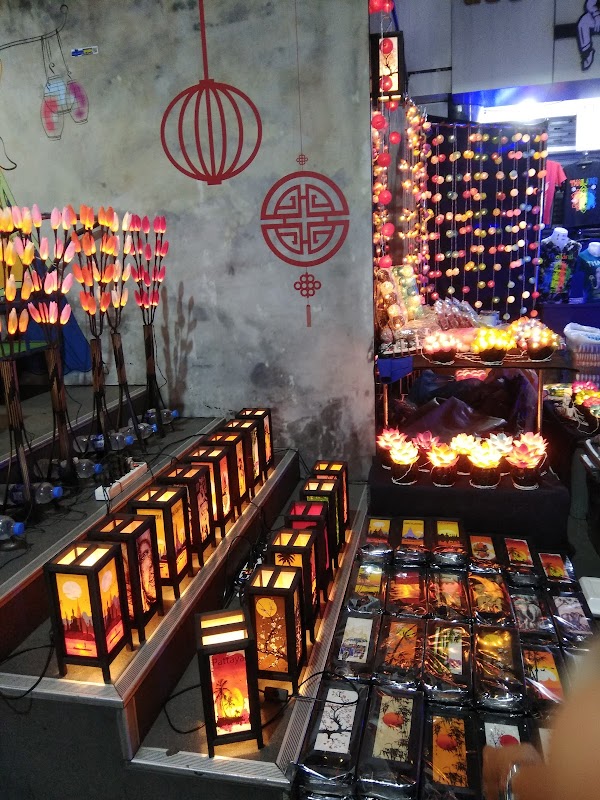 Pratunam Night Market 4
