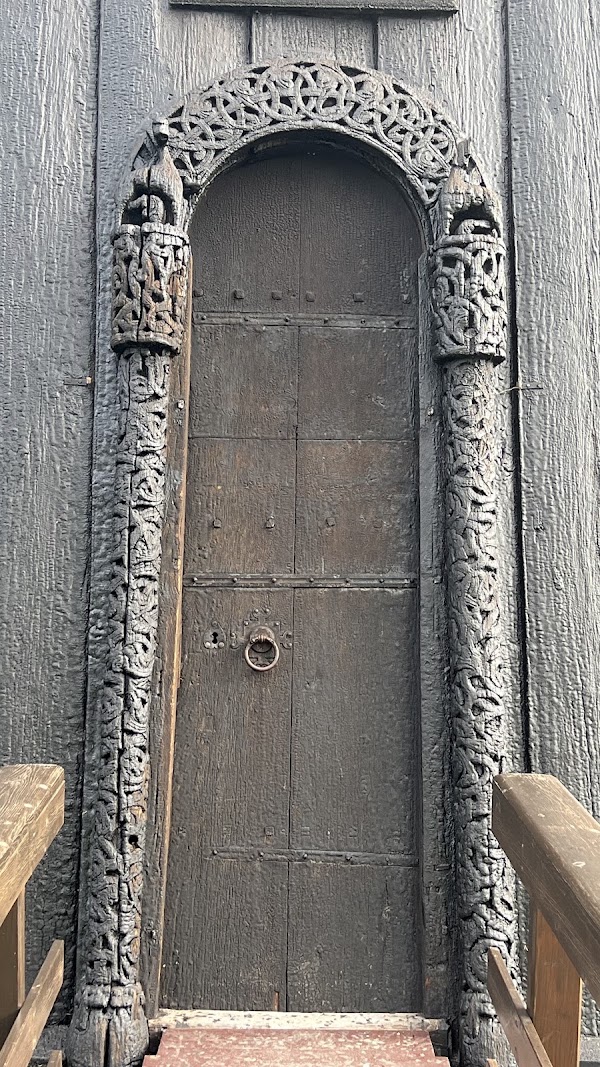Lom stavkyrkje 3