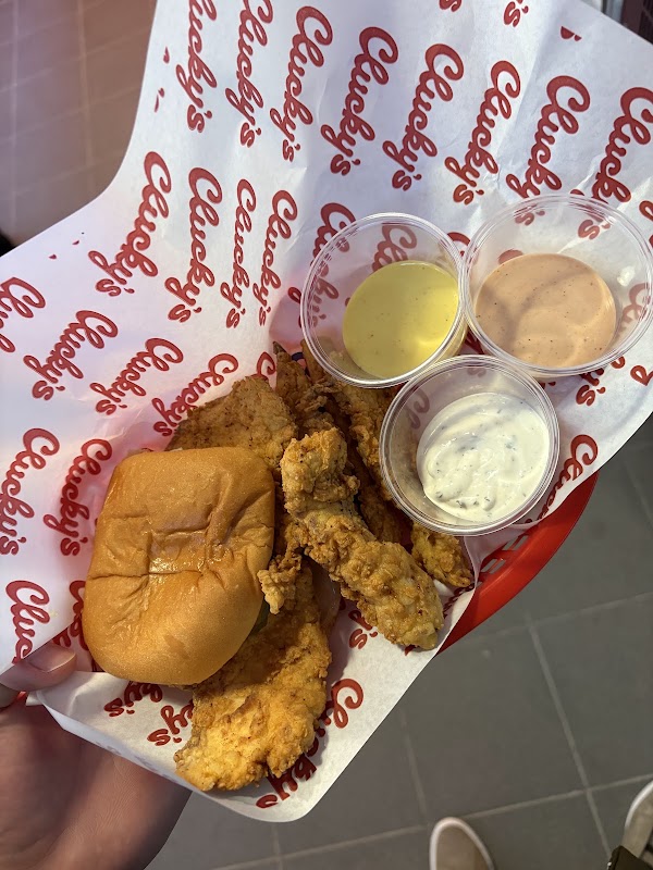 Clucky's 4