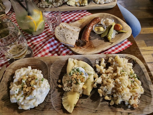 Bratislava Flagship 4