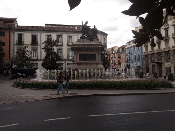 Plaza Isabel la Católica 4