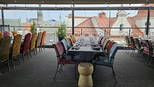 Gutenbergs Rooftop Restaurant 5