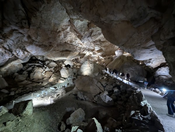 Dachstein Giant Ice Cave 3