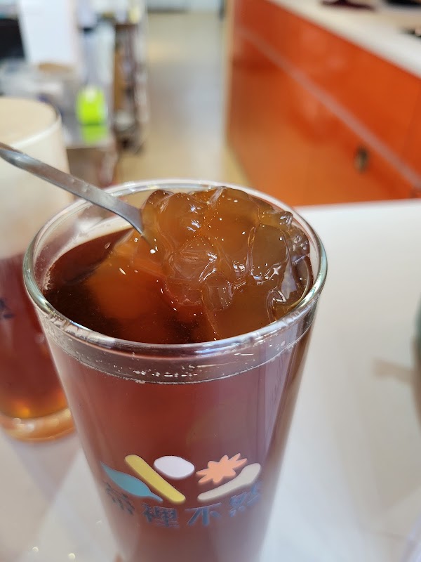 茶裡不然-大坪林店-大坪林熱門飲料|必喝飲料|特色茶飲|人氣茶飲|推薦手搖|飲料店推薦|在地推薦飲料|打卡飲料 5