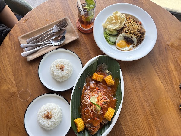 BRON Cafe 2