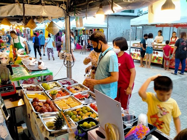 Ao Nang Landmark Night Market 4