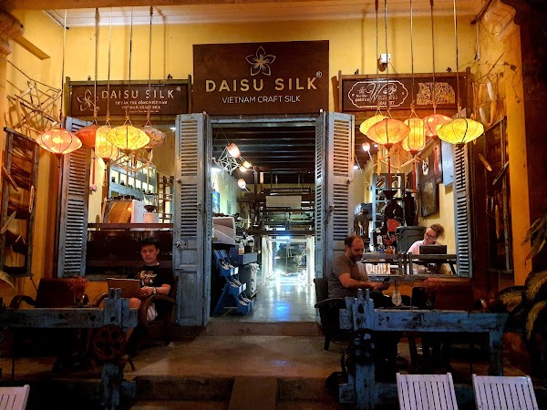 Thợ Dệt Coffee - Tơ Tằm Đại Sứ 1