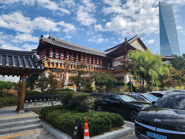 Songdo Hanok Village 1