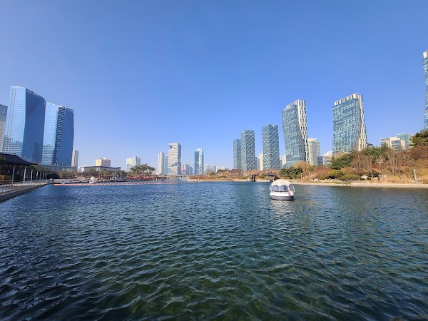 Songdo Hanok Village 3