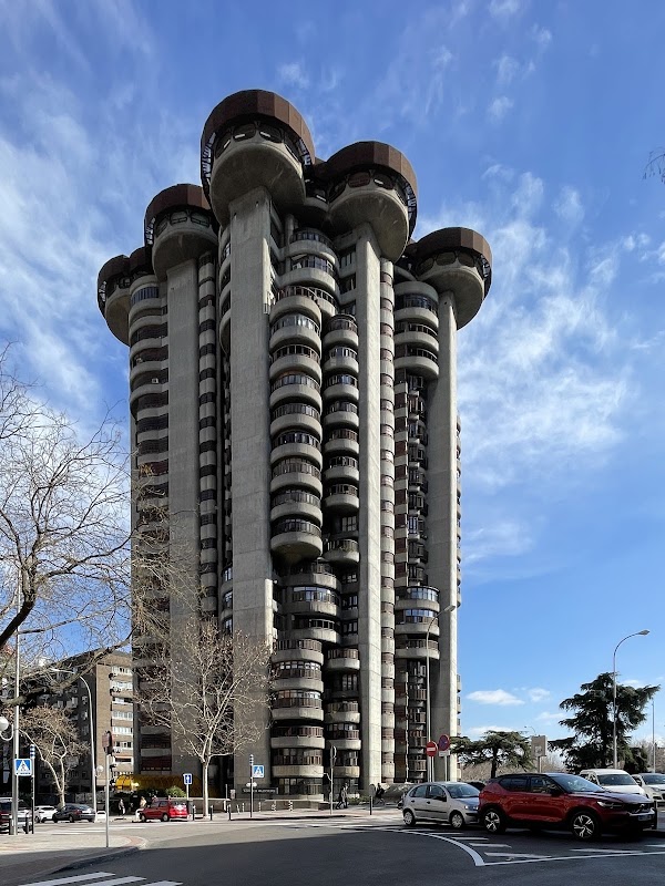 Torres Blancas 4