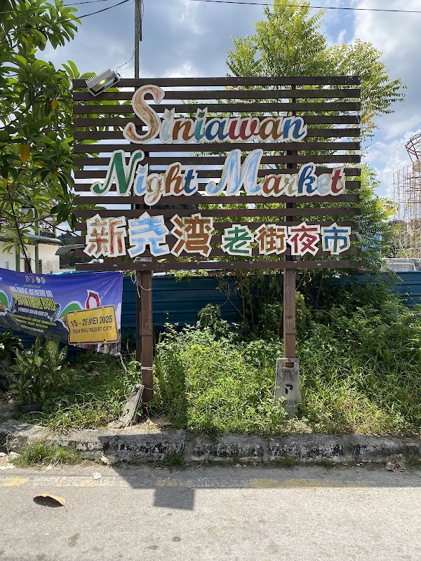 Siniawan Night Market