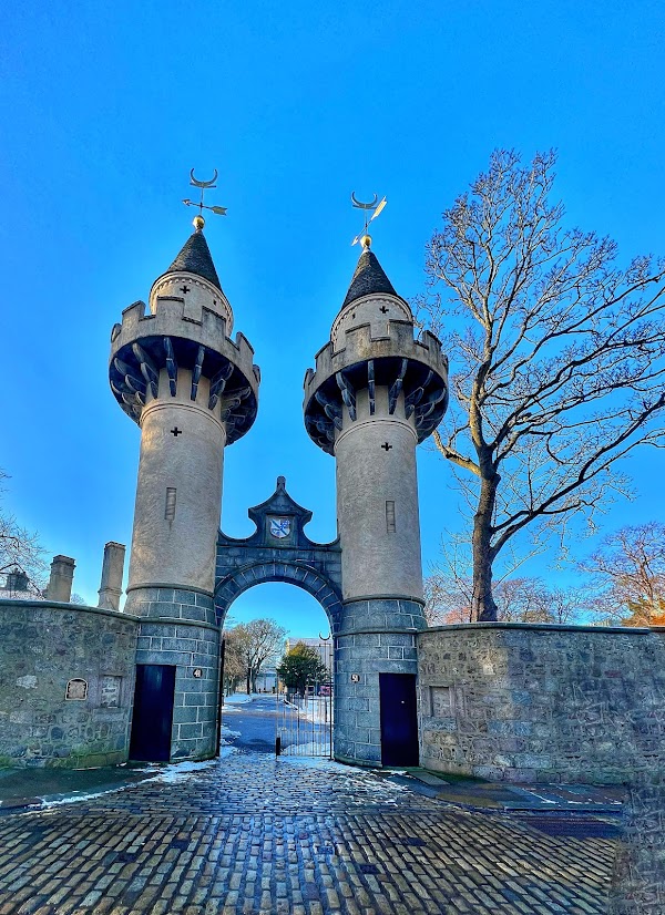 The Powis Gates