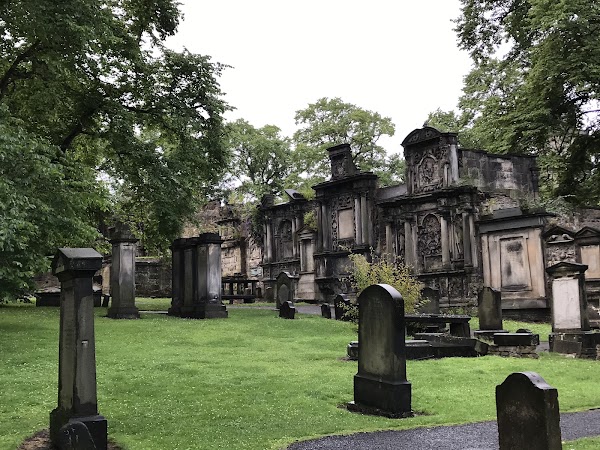 Greyfriars Kirkyard 3