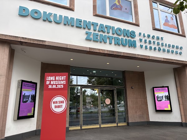 Documentation Centre for Displacement, Expulsion & Reconciliation 3