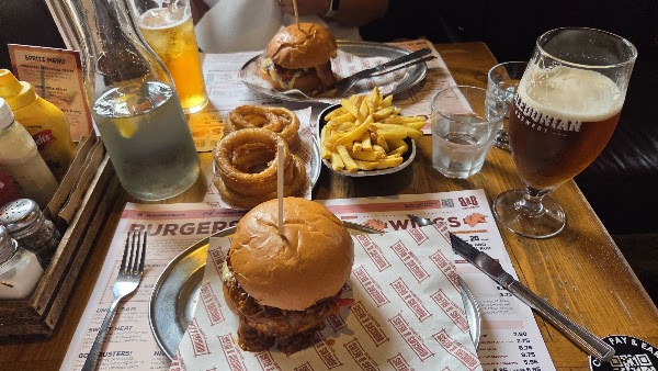 Burgers and Beers Grillhouse 4