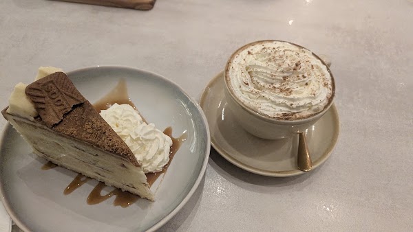 Elio Café 4