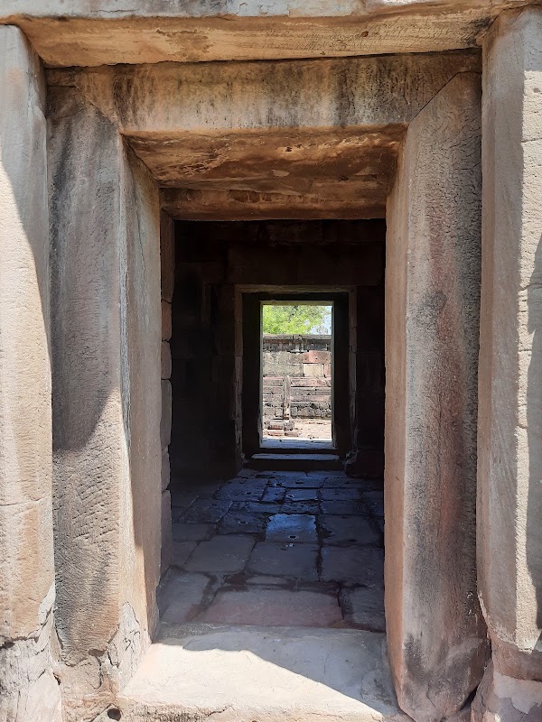 Prasat Hin Phanom Wan 2